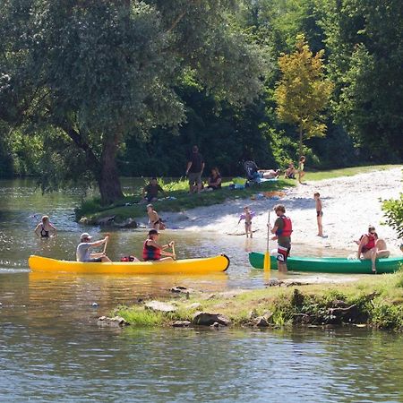 Camping Le Pressoir Petit-Palais-et-Cornemps المظهر الخارجي الصورة